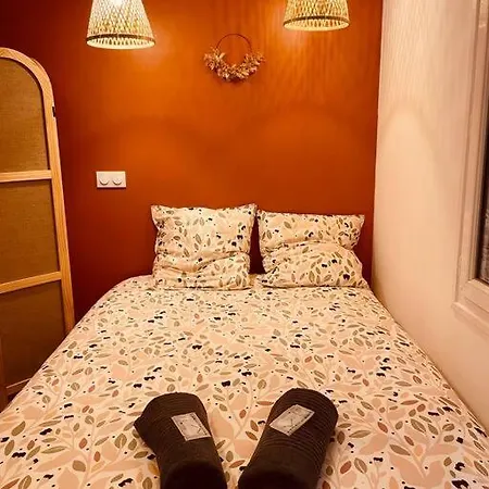 Le Wild Terracotta Apartment