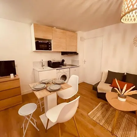 Le Wild Terracotta Apartment *